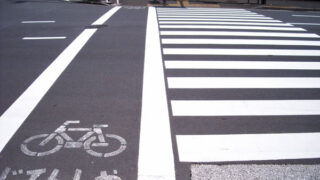 横断歩道・道路