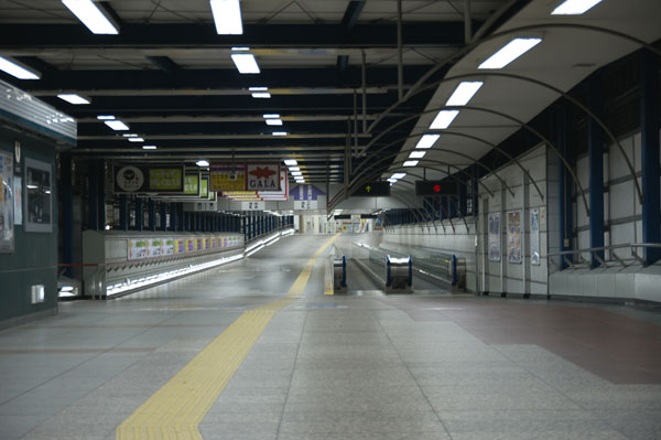 夜の渋谷駅