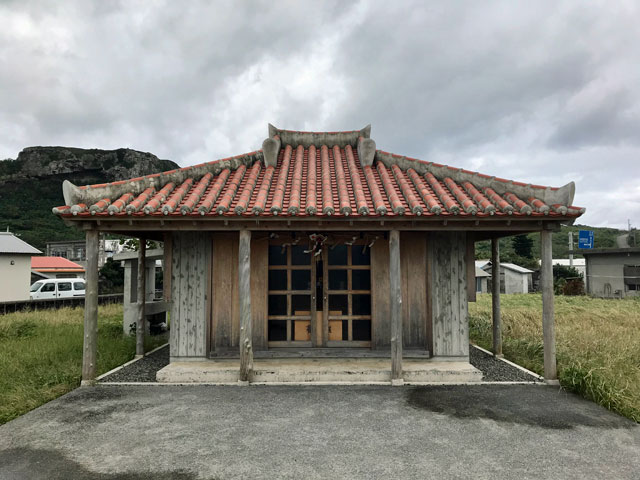 十山神社（与那国島）